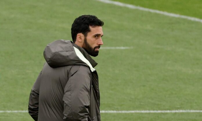 Arbeloa, a diferencia de Ancelotti y Zidane, no concentra al equipo en la previa a los octavos de la Champions