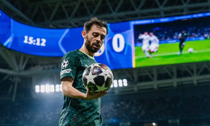 Bernardo Silva durante el Real Madrid - Manchester City.