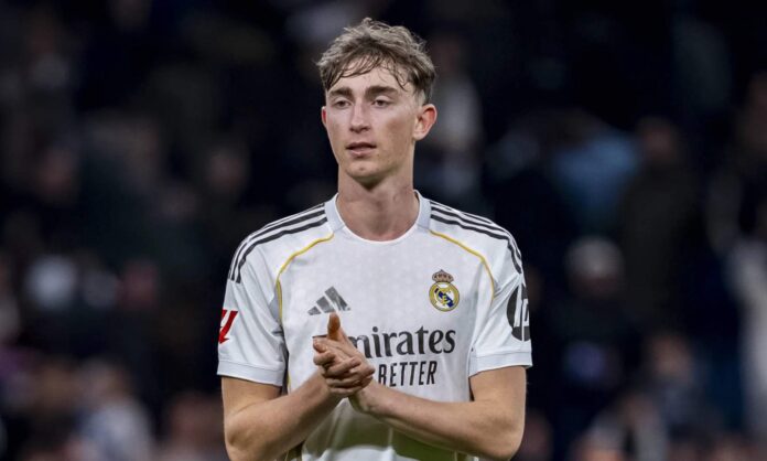 Dean Huijsen es otra baja más para el Real Madrid de cara al siguiente partido de Liga contra el Celta.