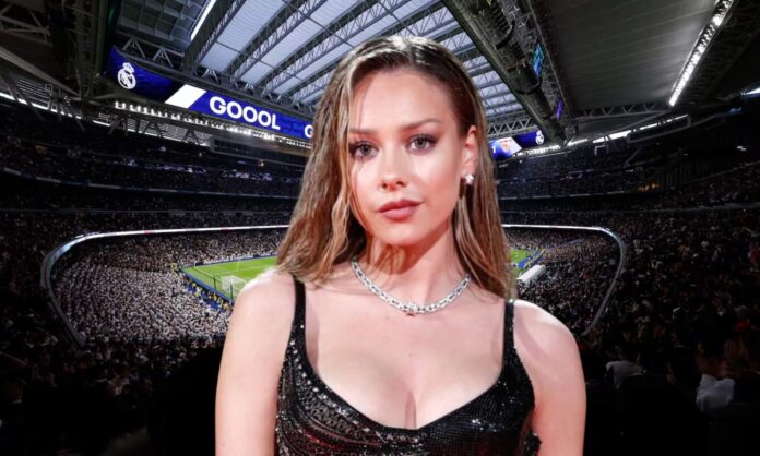 Esther Expósito ha contado con quién fue por primera vez al estadio Santiago Bernabéu.