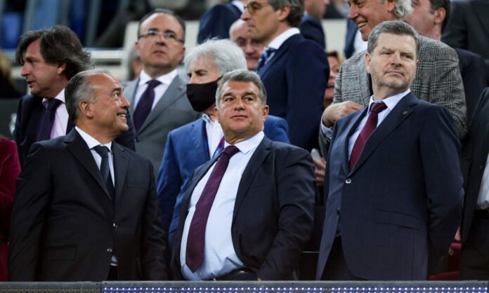 Joan Laporta, en el palco durante un partido del Barça.