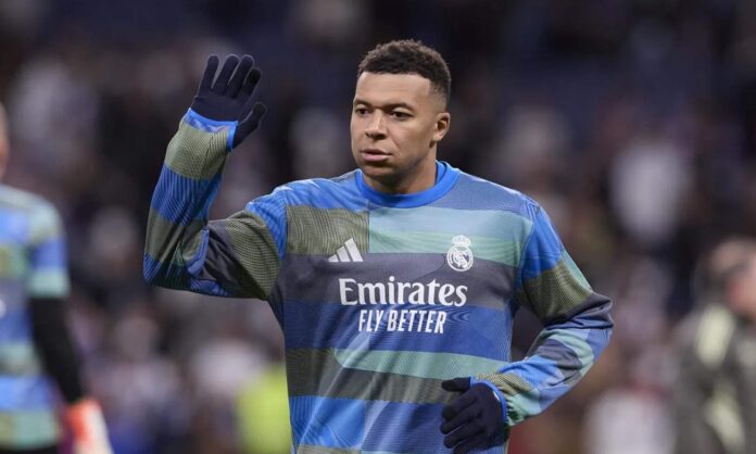 kylian mbappé calentamiento realmadrid
