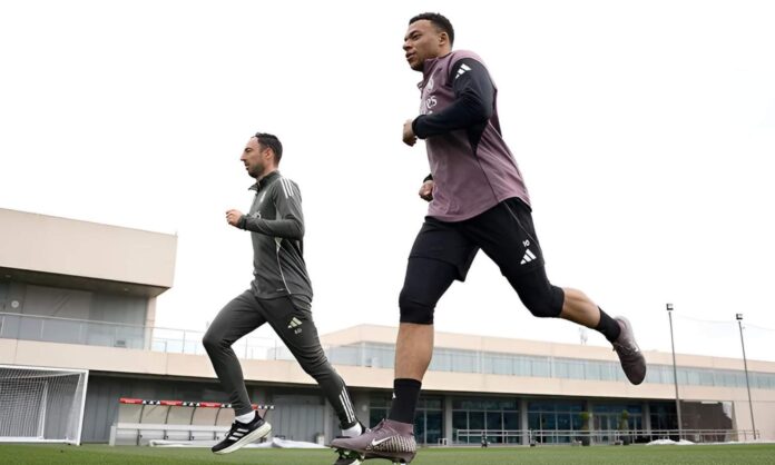 Ángel Villanueva, fisioterapeuta: 