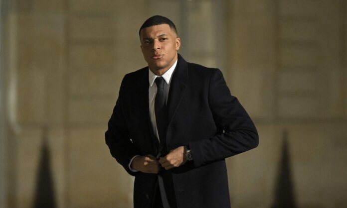 Mbappé demuestra que sigue con la alianza con el grupo Accor